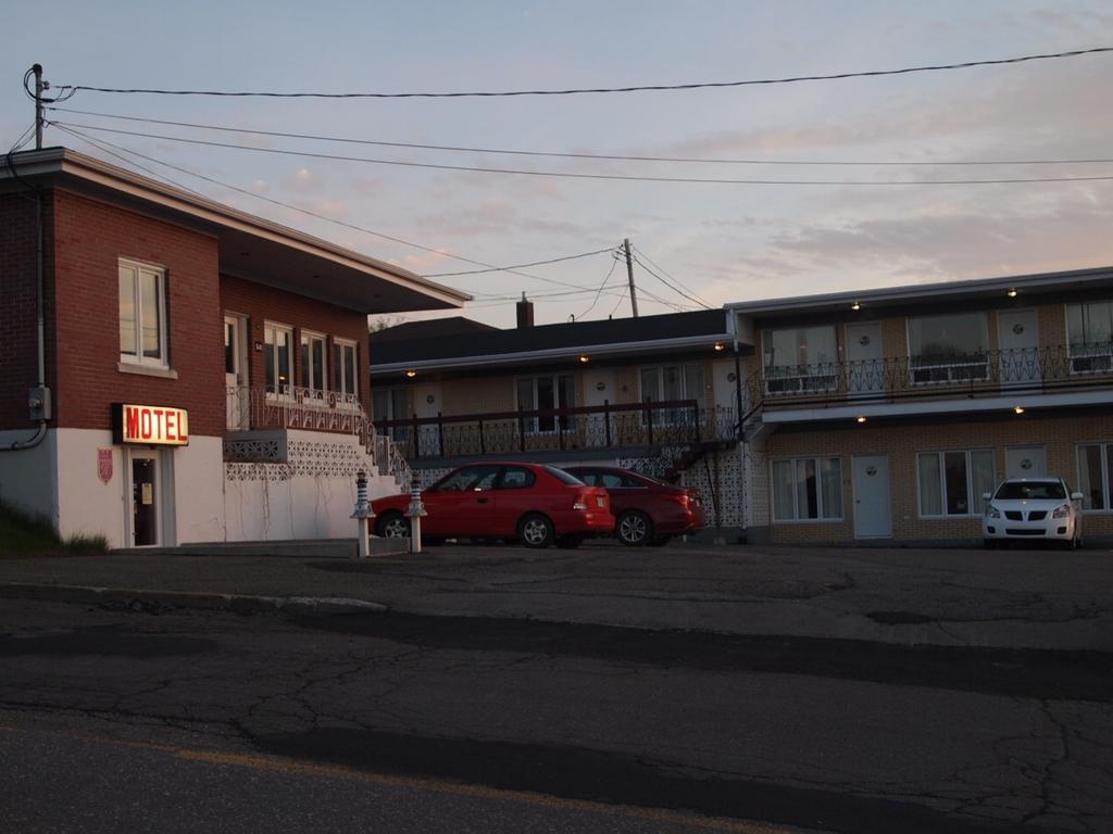 Motel Lyse Rimouski Exterior photo