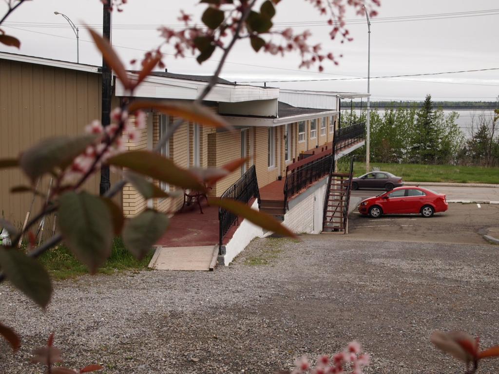 Motel Lyse Rimouski Exterior photo